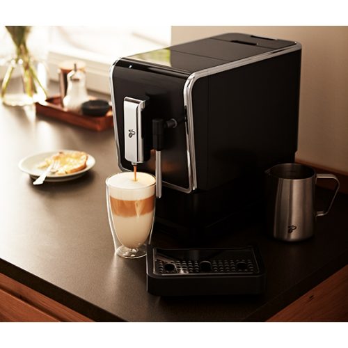 TCHIBO Esperto Latte automata kávéfőző